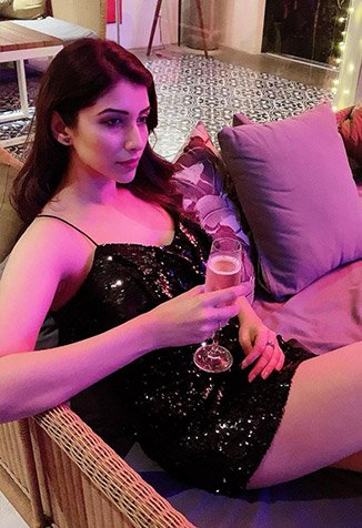 Sweta, verified escort in Rohini