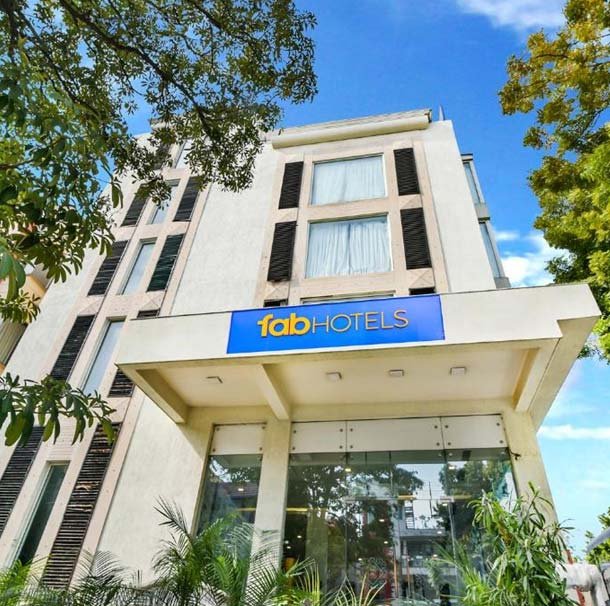 Fabhotel Prime Sage Hotel Escorts in New Delhi