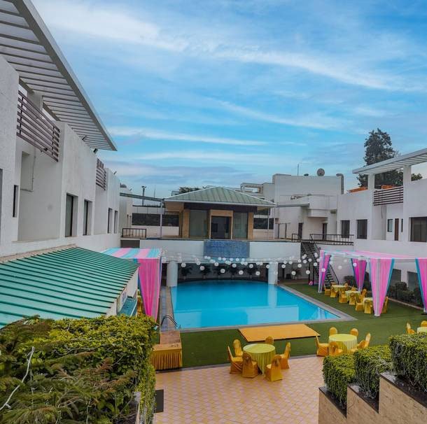 The Ocean Pearl Retreat Hotel Escorts in New Delhi