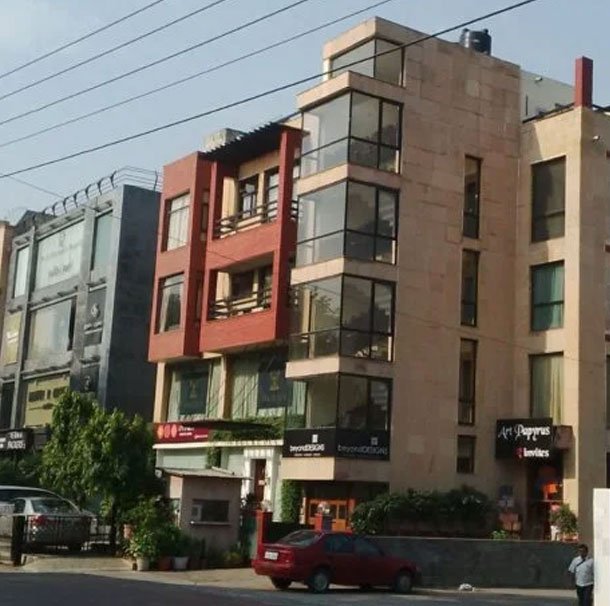 Defence Colony Escorts